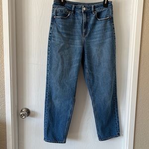 American eagle jeans size 4short styles mom straight Jean